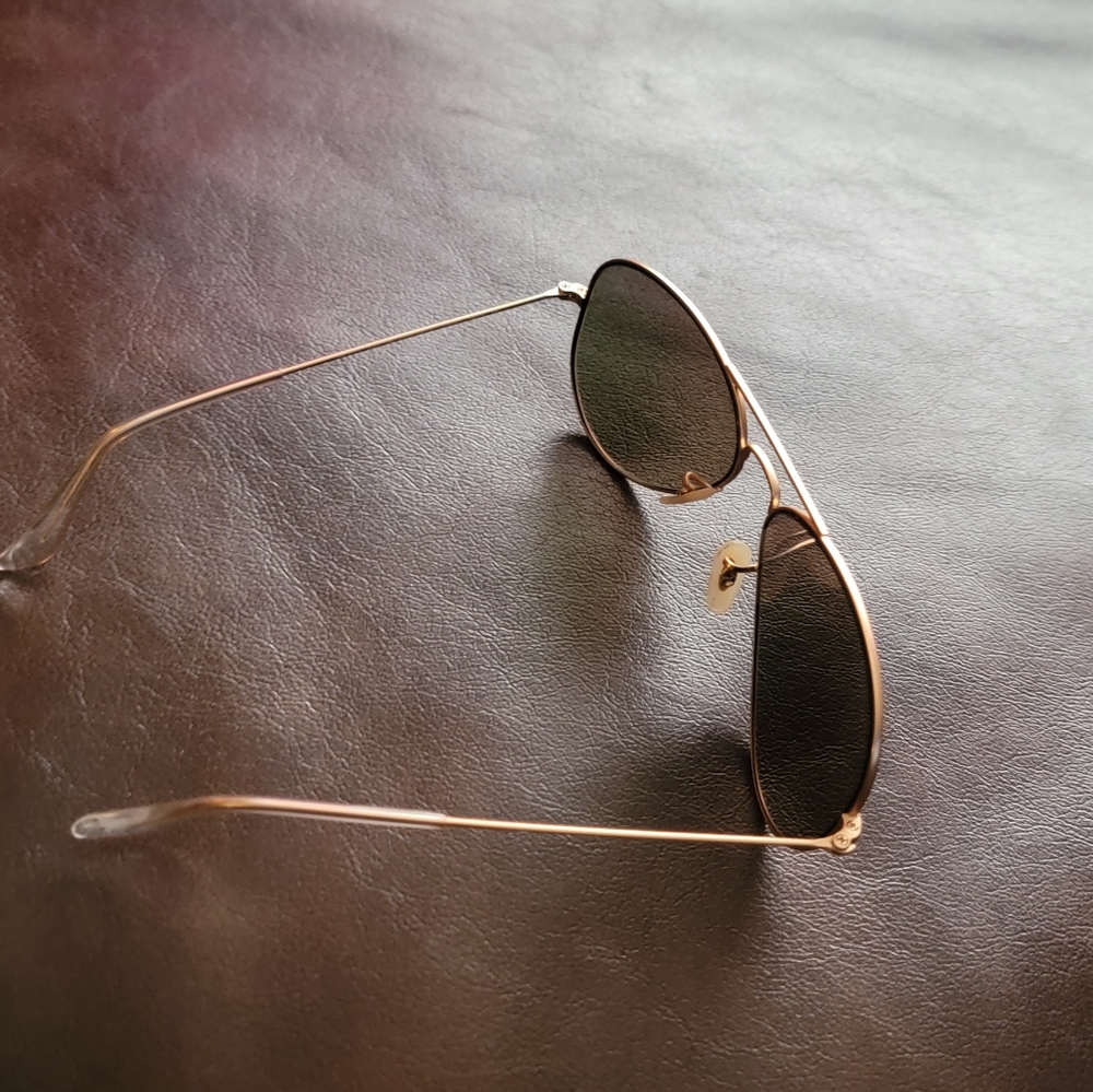 Ray Ban Aviator Sunglasses - Picture 2 of 4
